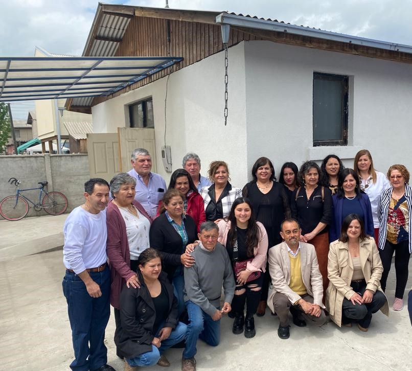 Grupo de mujeres que fueron capacitadas en “Instalación de Sistema de Aislamiento Térmico E.I.F.S”, gracias a la Comisión de Mujeres de la CChC O´Higgins