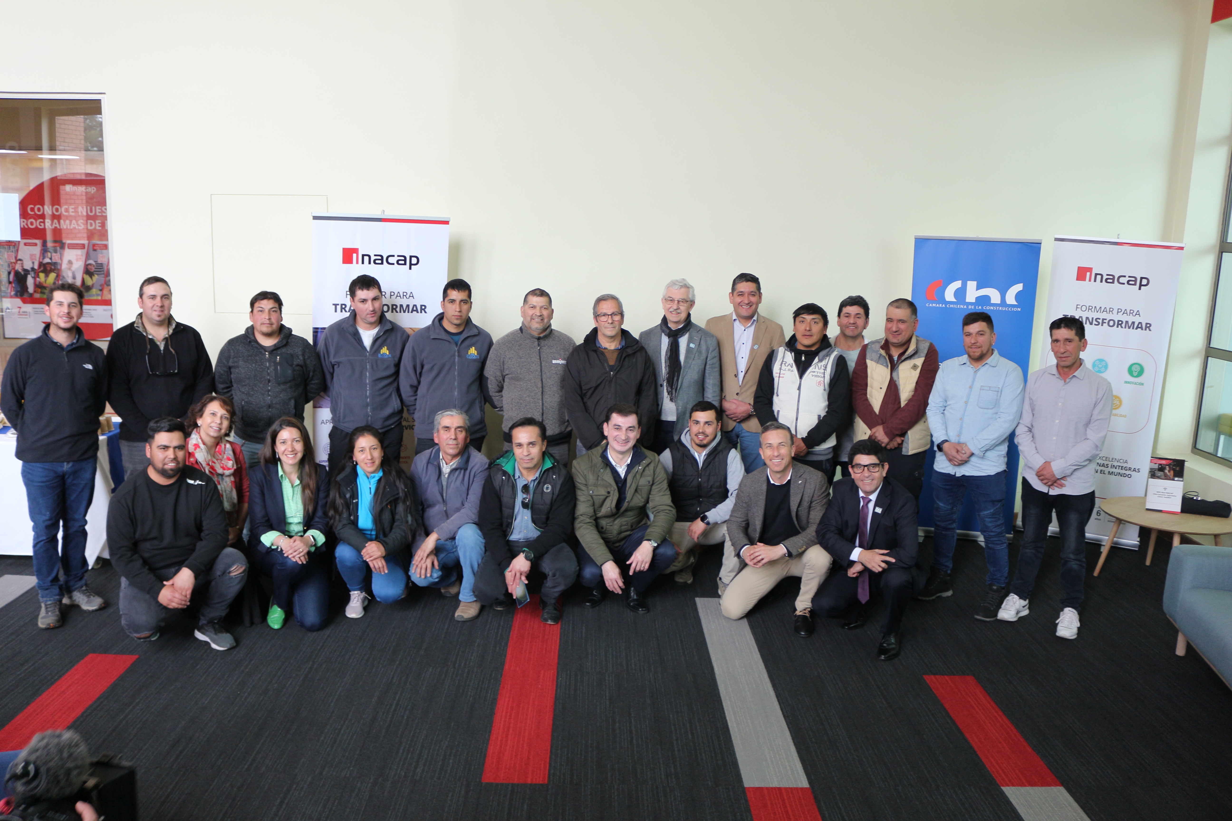 Representantes de CChC Araucanía e Inacap Temuco en el lanzamiento del Centro de Competencias de la Construcción