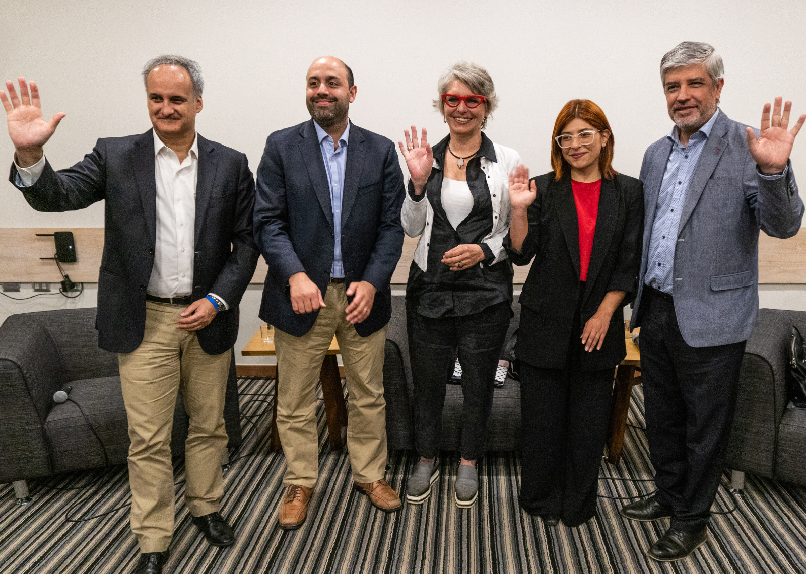 Exconsejeras, representantes de la CChC y expertos analizan la propuesta constitucional en conversatorio