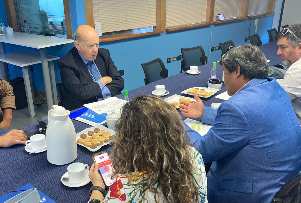 CChC Arica promoviendo 25 medidas para la reactivación en reunión con el senador José Miguel Insulza