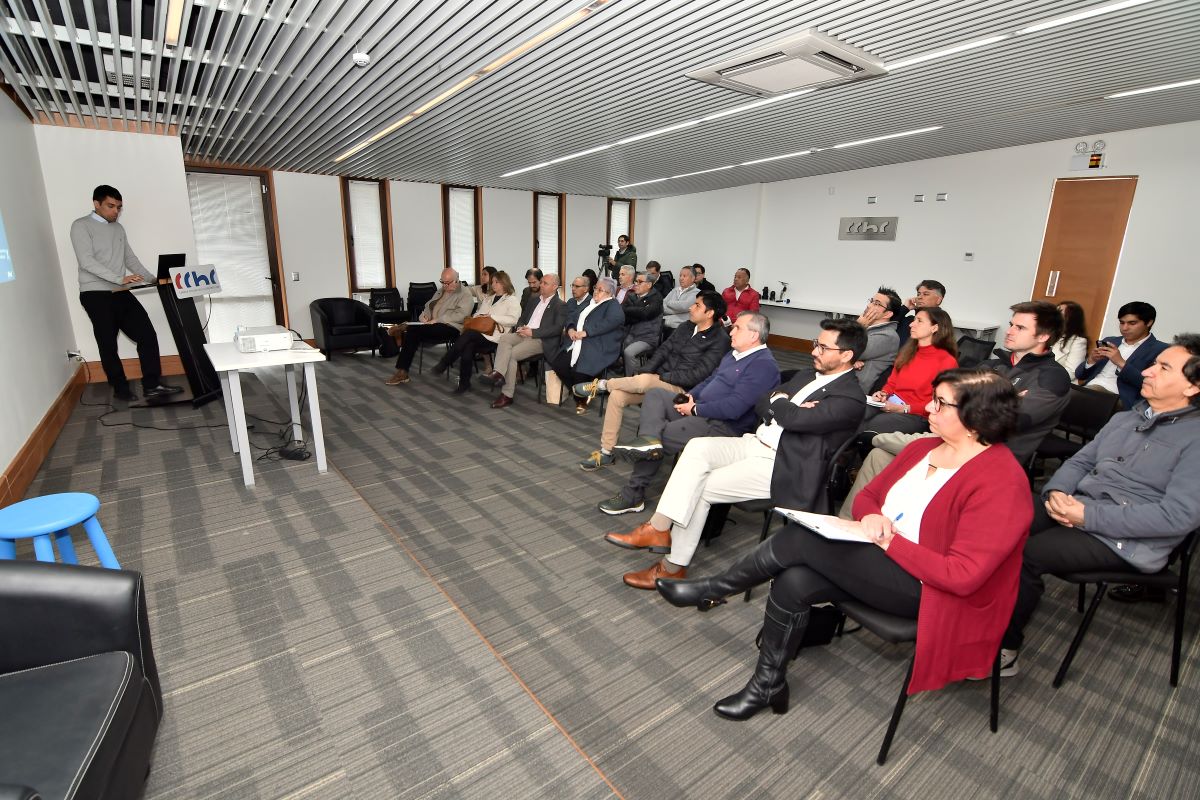 Presentación del Balance de Vivienda 2023 de la CChC con representantes gubernamentales y miembros del gremio.