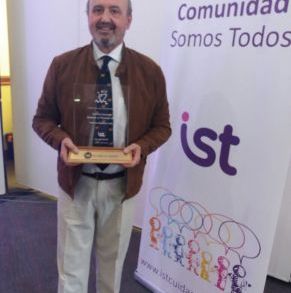 Premio_a_Aislantes_Magallanes_1.jpg