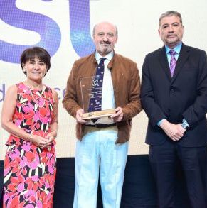 Premio_a_Aislantes_Magallanes_2.jpg