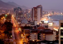 Antofagasta-Nocturna-250x175.jpg